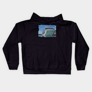 Big cruise ship in port of Antigua Kids Hoodie